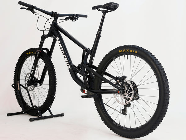 Santa Cruz Nomad Alloy R / SRAM XX1 / HOPE Hubs / E.13 / XL / Top-Spec / Very Good Condition! - Image of the bike's rear RockShox Super Deluxe Select+ shock, a key feature.