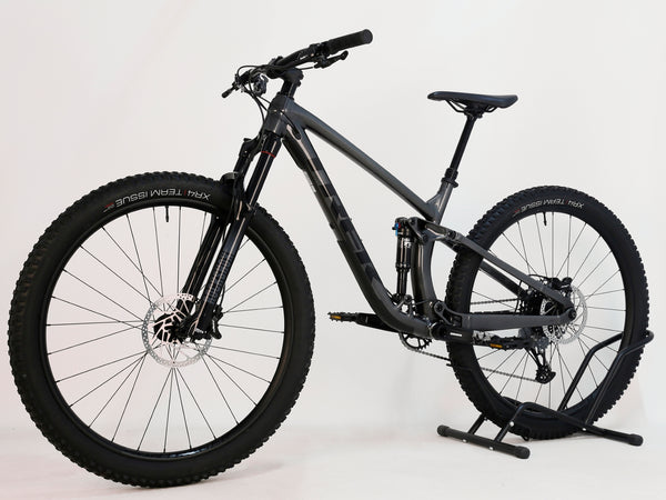 Trek Fuel EX 7 2022 / MEDIUM / RRP: £2,950.00 / Like NEW!
