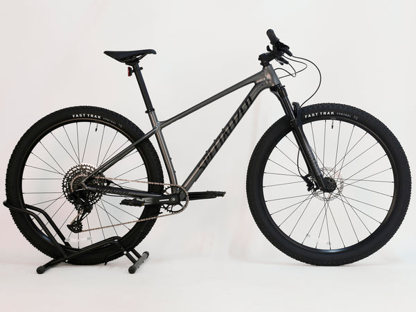 Specialized Chisel Hardtail 2025 / MEDIUM / RRP: £2,000.00 / Used only ONCE!