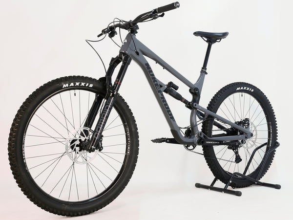 Nukeproof Mega 290 Alloy Comp 2023 Full Suspension Bike in Excellent Used condition at eMado Bikes.