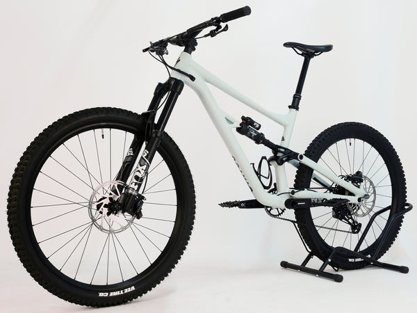 Specialized Status 160/ LARGE (S4) / RRP: £2,900.00 / Very Good