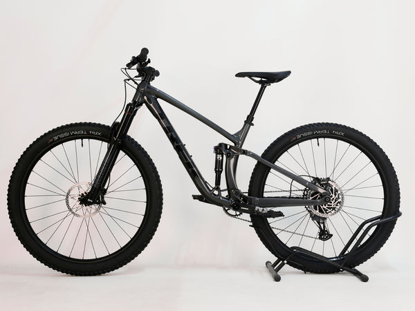 Trek Fuel EX 7 2022 / MEDIUM / RRP: £2,950.00 / Like NEW!