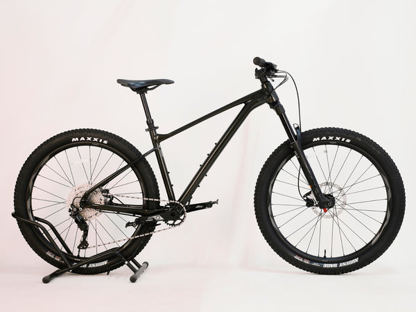 Giant Fathom 2 2022 / MEDIUM / RRP: £1,399.00 / Excellent Condition