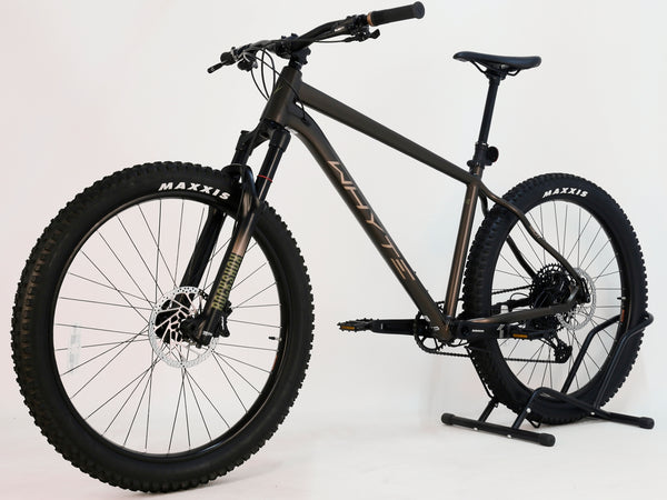 Whyte 901 V5 2024 / LARGE / RRP: £1,850.00 / Excellent Condition!