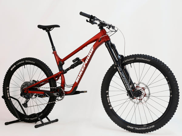 Nukeproof Mega 290 Pro 2022 / HOPE Brakeset/ LARGE / RRP: £3,699.99 / Very Good Condition