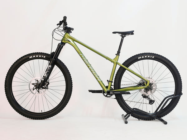 Detailed view of the Merida Big Trail 700 2024 suspension fork - LARGE in Excellent Condition, RRP: £2,000.00.