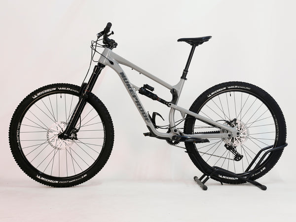 Nukeproof Mega 290 Alloy 2021 / LARGE / RRP: £3,699.00 / Very Good Condition