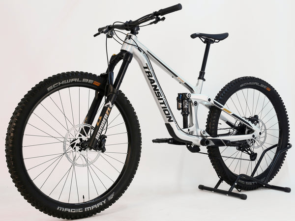 Transition Spire Alloy NX 2022/ MEDIUM / RRP: £4,299.00 / Very Good Condition