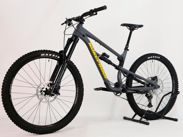 Nukeproof Mega 290 Alloy Comp 2022 / LARGE / RRP: £2,999.00 / Very Good Condition