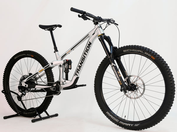 Transition Spire Alloy NX 2022/ MEDIUM / RRP: £4,299.00 / Very Good Condition