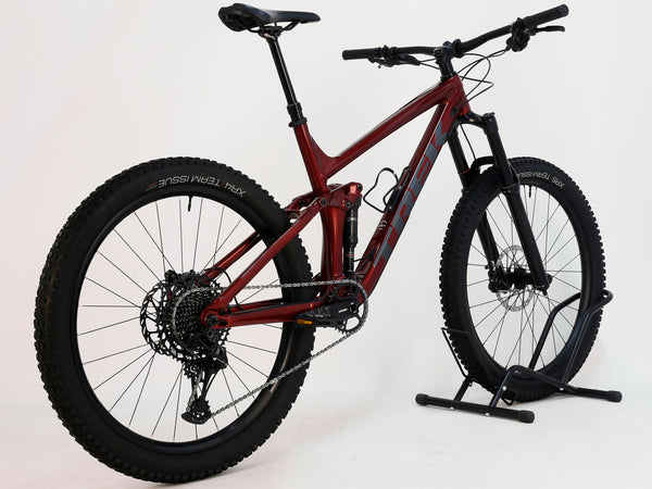 Trek Remedy 7 2022/ LARGE / RRP: £2,750.00 / Very Good Condition