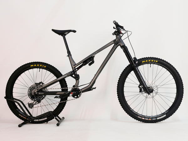 Commencal META SX V4 RIDE DIRT 2022 / Mullet / RRP: £3,500.00+ / Excellent Condition!