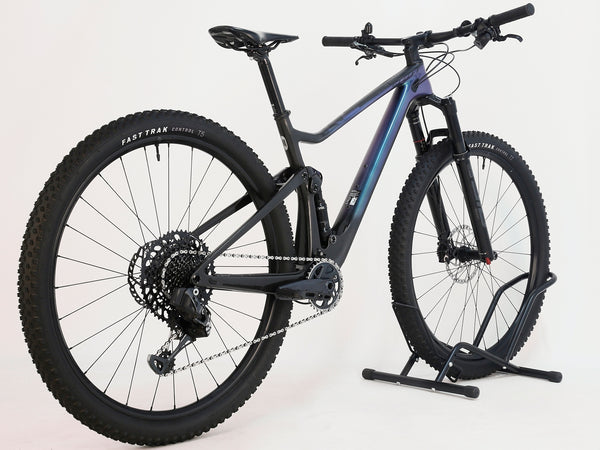 Rear view of Scott Spark RC 900 Team Issue AXS Carbon showcasing the SRAM XX1 Eagle AXS derailleur.