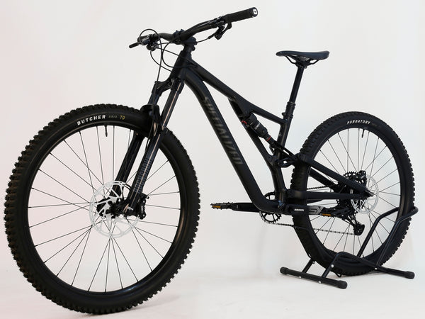 Specialized Stumpjumper Alloy 2023/ MEDIUM / UPGRADED / RRP: £2,250.00 / Excellent