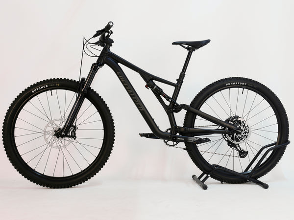 Specialized Stumpjumper Alloy 2023/ MEDIUM / UPGRADED / RRP: £2,250.00 / Excellent