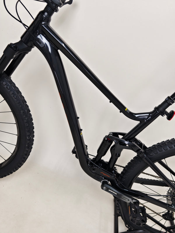 Giant Stance 29 1 2024 / LARGE / RRP: £2,399.00 /Like NEW!