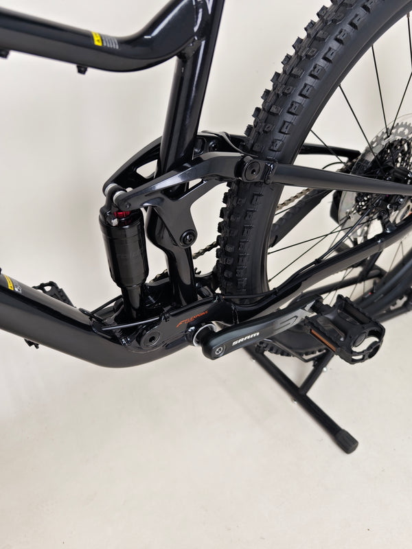 Giant Stance 29 1 2024 / LARGE / RRP: £2,399.00 /Like NEW!