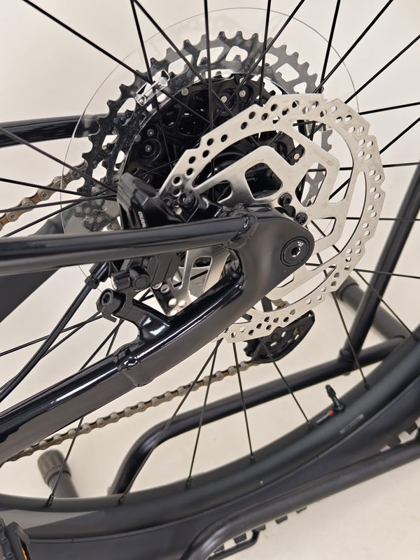 Giant Stance 29 1 2024 / LARGE / RRP: £2,399.00 /Like NEW!