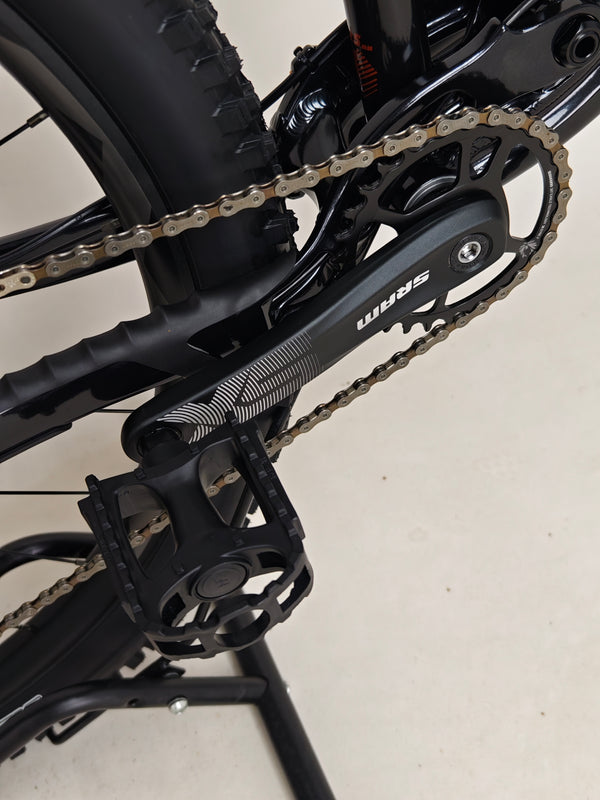 Giant Stance 29 1 2024 / LARGE / RRP: £2,399.00 /Like NEW!