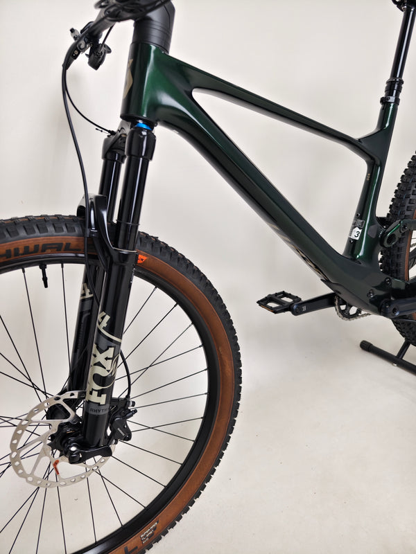 Scott SPARK 930 2024 Carbon / LARGE / RRP: £4,199.00 / Excellent Condition