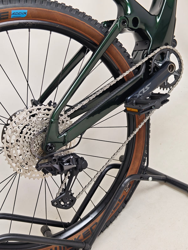 Scott SPARK 930 2024 Carbon / LARGE / RRP: £4,199.00 / Excellent Condition