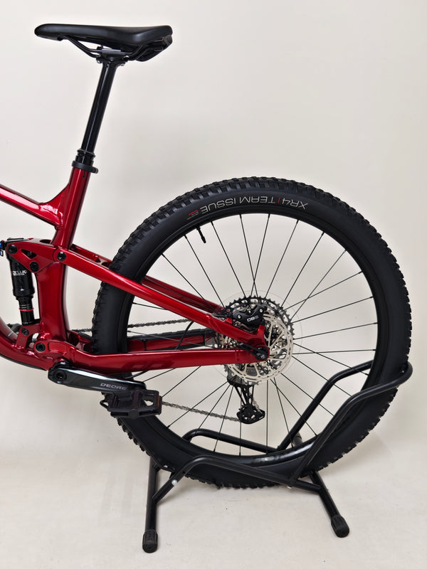 Trek Top Fuel 8 XT 2023 / LARGE / RRP: £3,250.00 / Like New!