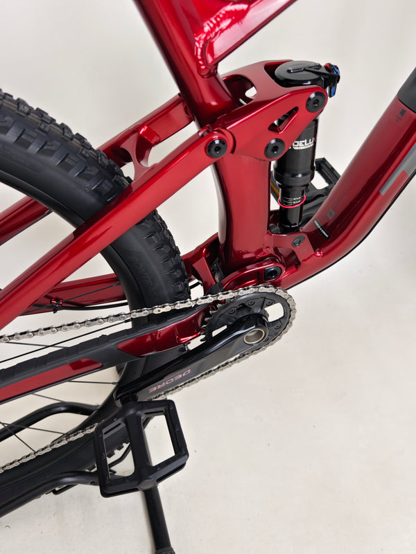 Trek Top Fuel 8 XT 2023 / LARGE / RRP: £3,250.00 / Like New!