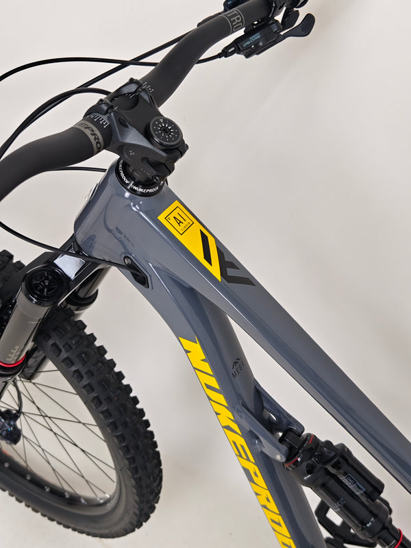 Nukeproof Mega 290 Alloy Comp 2022 / LARGE / RRP: £2,999.00 / Very Good Condition