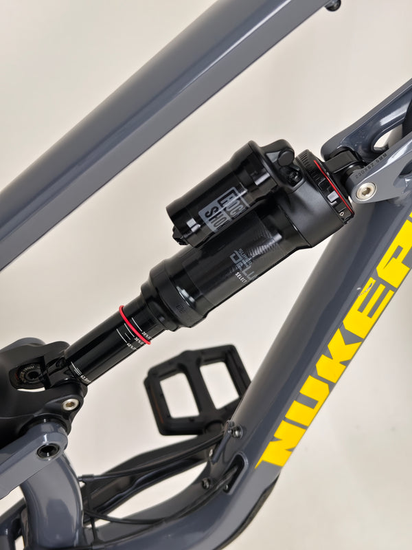 Nukeproof Mega 290 Alloy Comp 2022 / LARGE / RRP: £2,999.00 / Very Good Condition