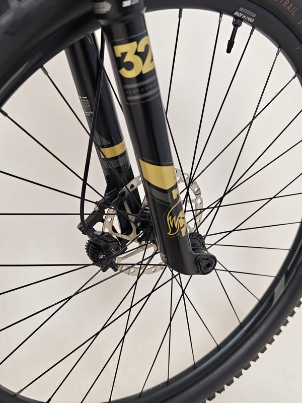 Giant Anthem 29 2 / LARGE / RRP: £2,499.00 / Excellent Condition