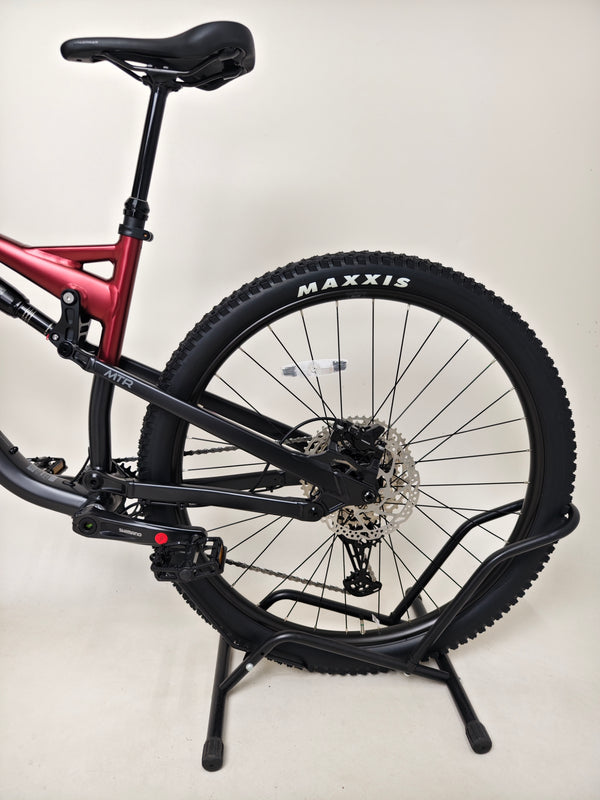 2025 Boardman MTR 8.9 / LARGE / RRP: £1,900.00 / Used Once!