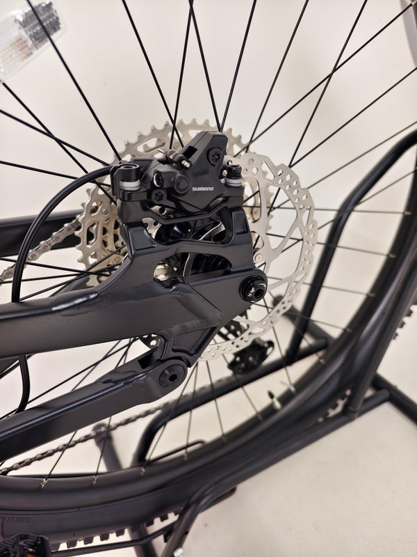 2025 Boardman MTR 8.9 / LARGE / RRP: £1,900.00 / Used Once!