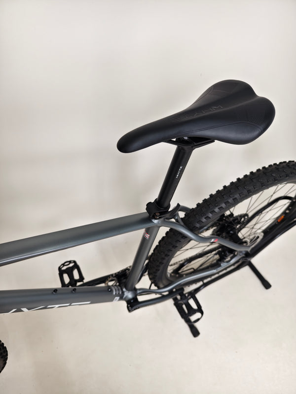 Whyte 801 V4 2023 / LARGE/ RRP: £1,250.00 / Excellent Condition!