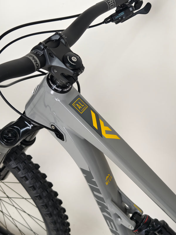 Nukeproof Mega 290 Alloy 2021 / LARGE / RRP: £3,699.00 / Very Good Condition