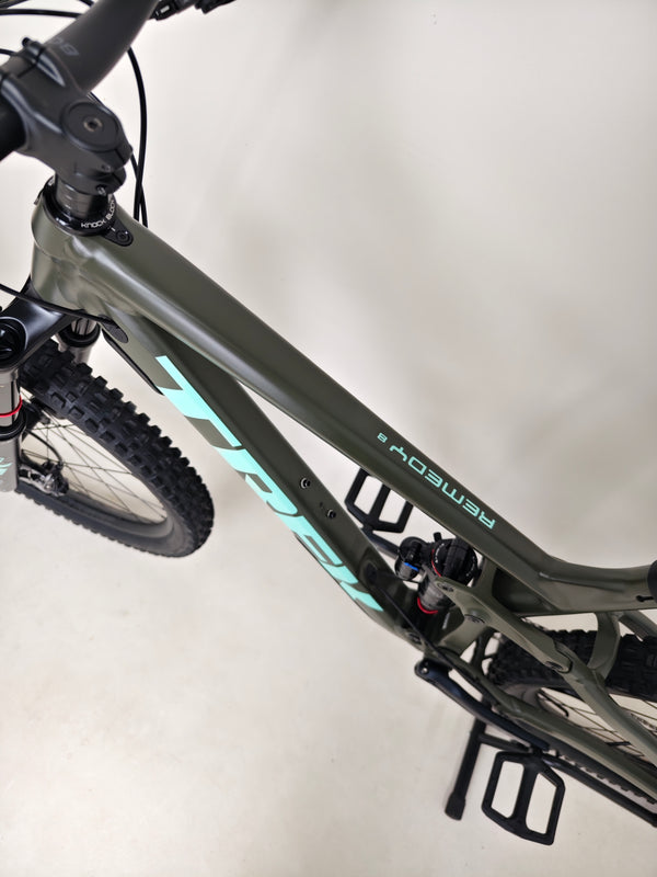 Trek Remedy 8 2022 / ML / RRP: £3,450.00 / Very Good Condition