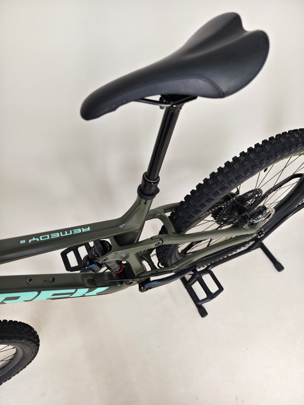 Trek Remedy 8 2022 / ML / RRP: £3,450.00 / Very Good Condition