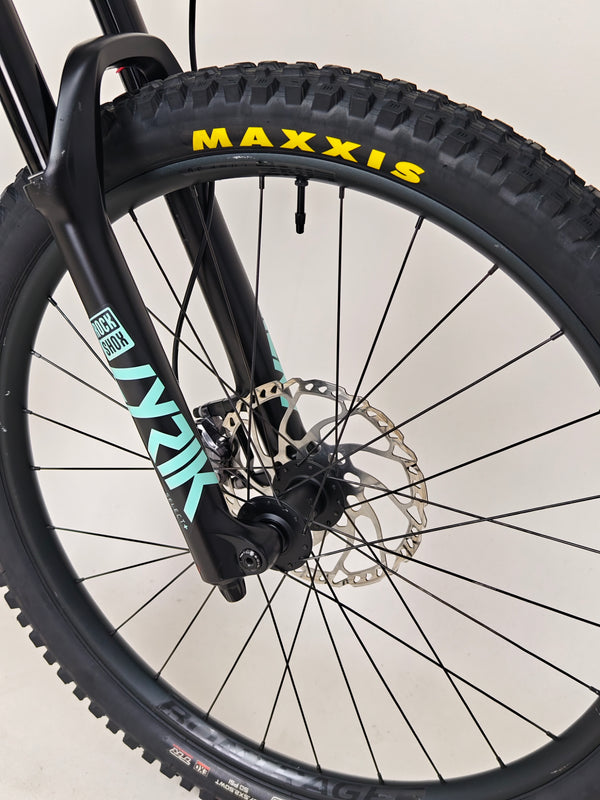 Trek Remedy 8 2022 / ML / RRP: £3,450.00 / Very Good Condition