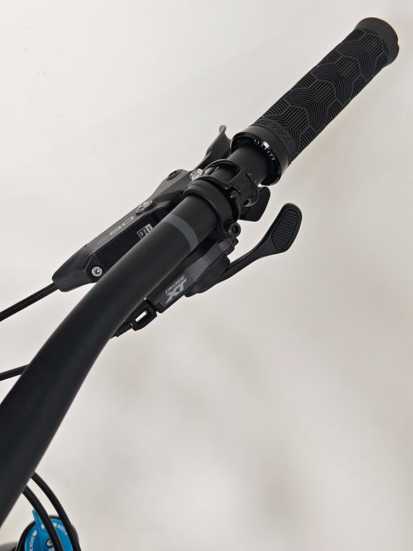 Trek Fuel EX 8 XT 2022 / M-L / FOX / RRP: £3,450.00 / Very Good Condition