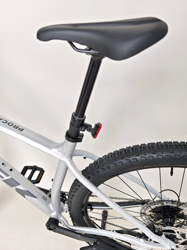 2025 Trek Procaliber 8 / M-L / RRP:£1,400.00 / Like NEW! / Used ONCE!