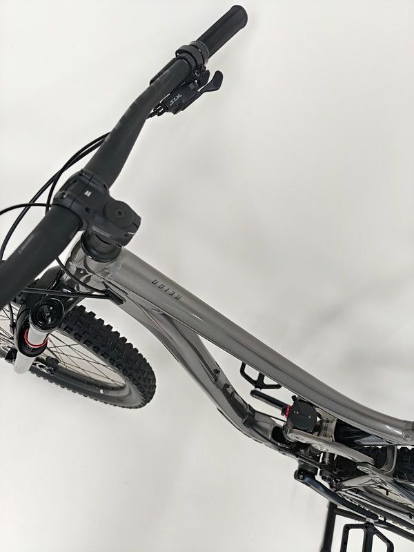 Giant Reign 29 2022 / MEDIUM / RRP: £2,999.00 / Very Good Condition