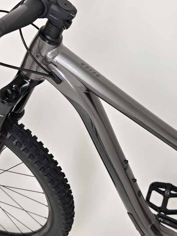 Giant Reign 29 2022 / MEDIUM / RRP: £2,999.00 / Very Good Condition