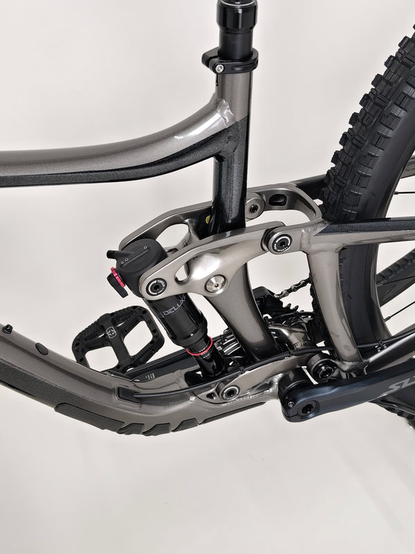 Giant Reign 29 2022 / MEDIUM / RRP: £2,999.00 / Very Good Condition