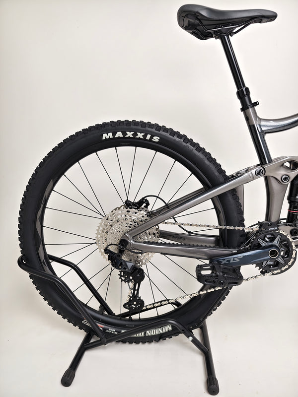 Giant Reign 29 2022 / MEDIUM / RRP: £2,999.00 / Very Good Condition