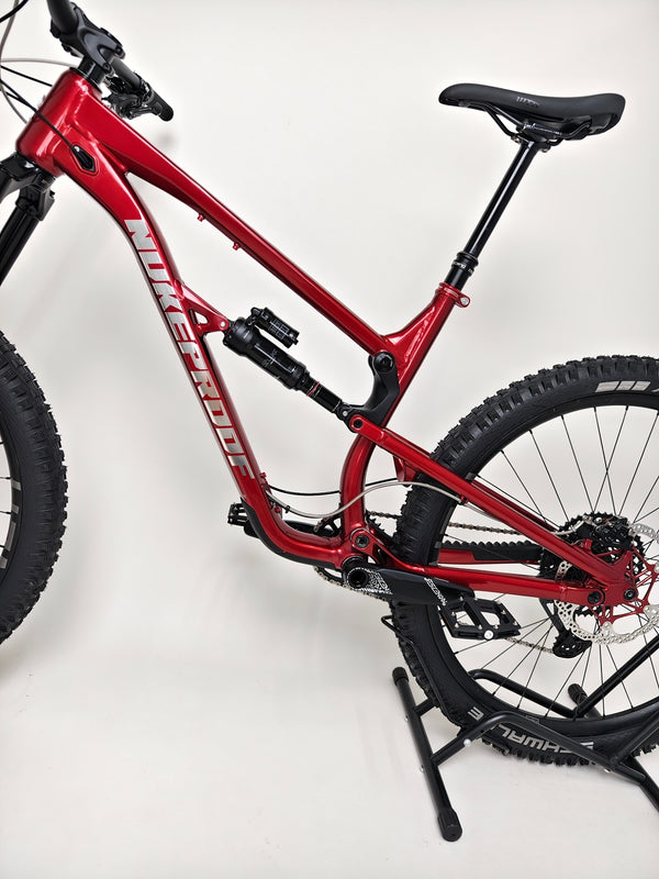 Nukeproof Mega 290 Pro 2022 / HOPE Brakeset/ LARGE / RRP: £3,699.99 / Very Good Condition