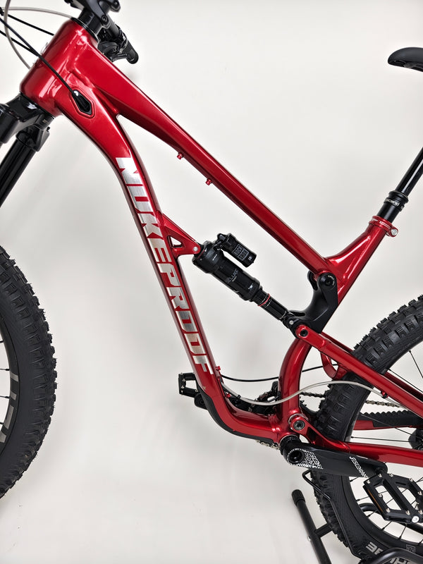 Nukeproof Mega 290 Pro 2022 / HOPE Brakeset/ LARGE / RRP: £3,699.99 / Very Good Condition