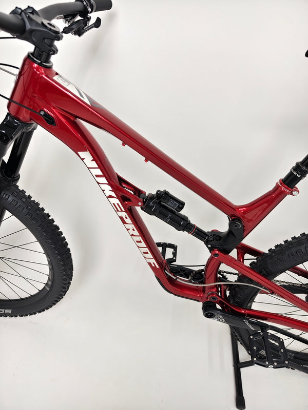 Nukeproof Mega 290 Pro 2022 / HOPE Brakeset/ LARGE / RRP: £3,699.99 / Very Good Condition