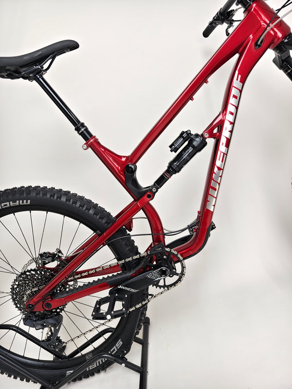 Nukeproof Mega 290 Pro 2022 / HOPE Brakeset/ LARGE / RRP: £3,699.99 / Very Good Condition