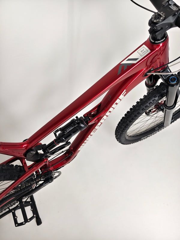 Nukeproof Mega 290 Pro 2022 / HOPE Brakeset/ LARGE / RRP: £3,699.99 / Very Good Condition