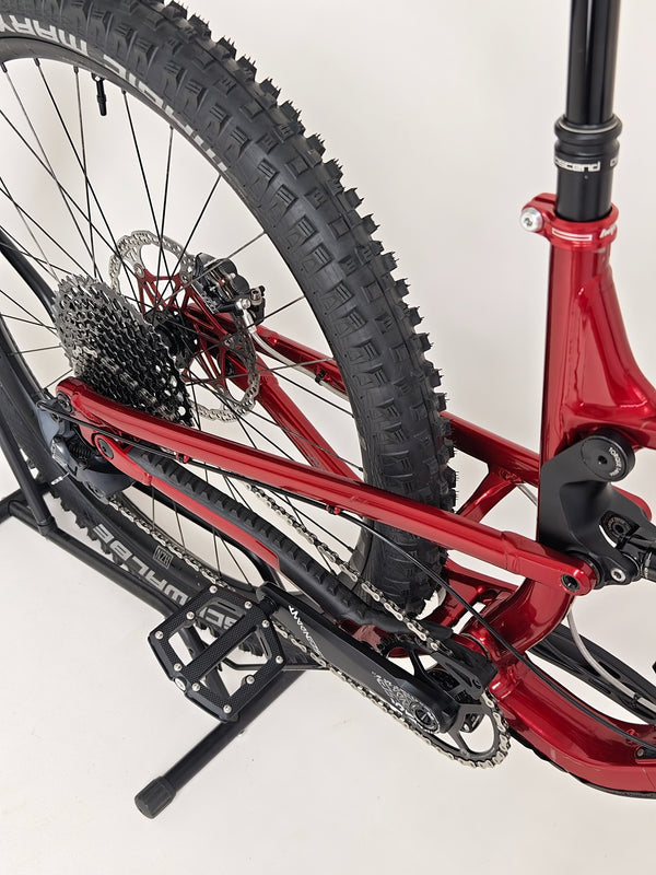 Nukeproof Mega 290 Pro 2022 / HOPE Brakeset/ LARGE / RRP: £3,699.99 / Very Good Condition