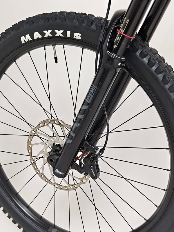 Kona Process 153 27.5 2022 / LARGE / RRP: £3,199.00 / Very Good Condition